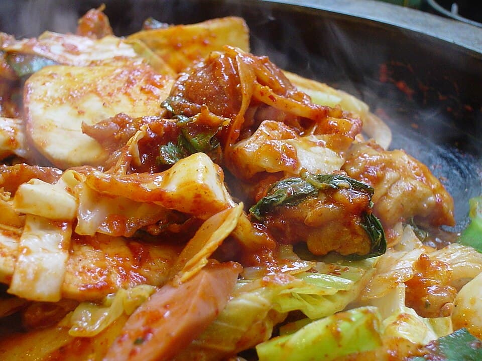 Dak-galbi (닭갈비)
