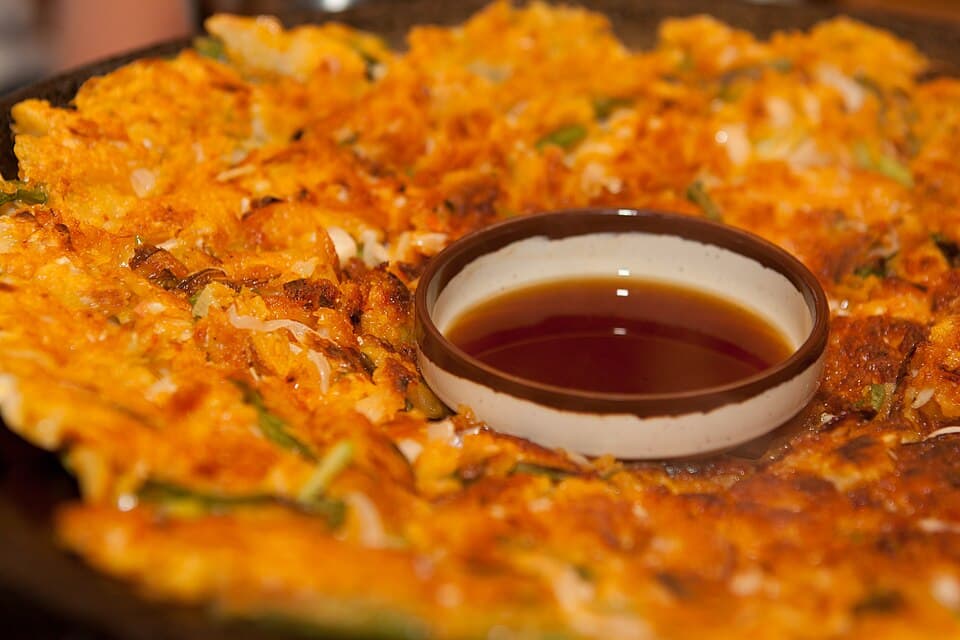 Haemul-pajeon (해물파전)