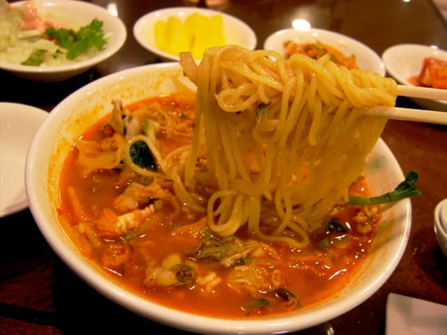 Jjamppong (짬뽕)