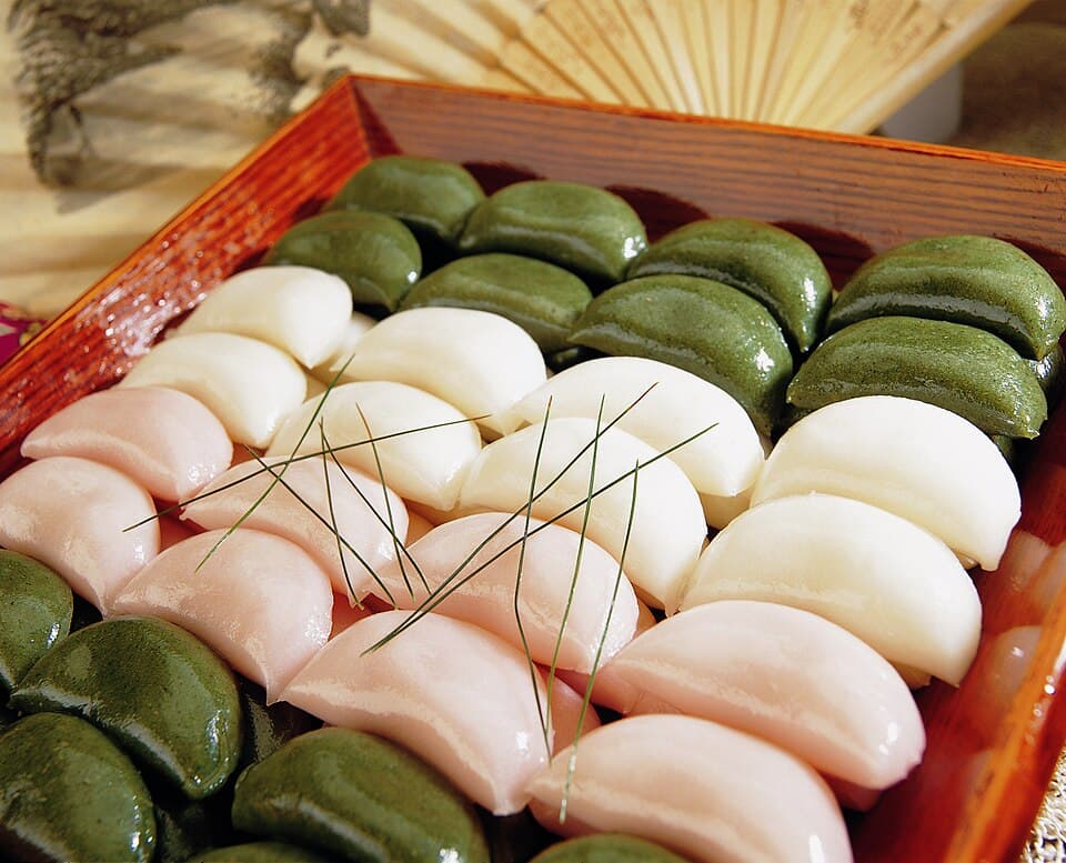 Songpyeon (송편)