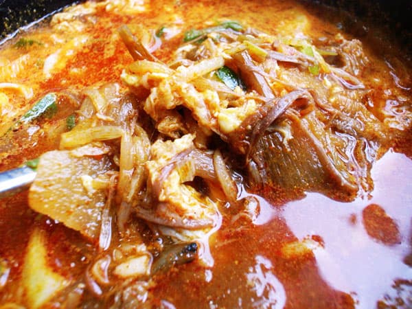 Yukgaejang (육개장)